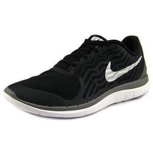 Women’s Black Nike Free 4.0